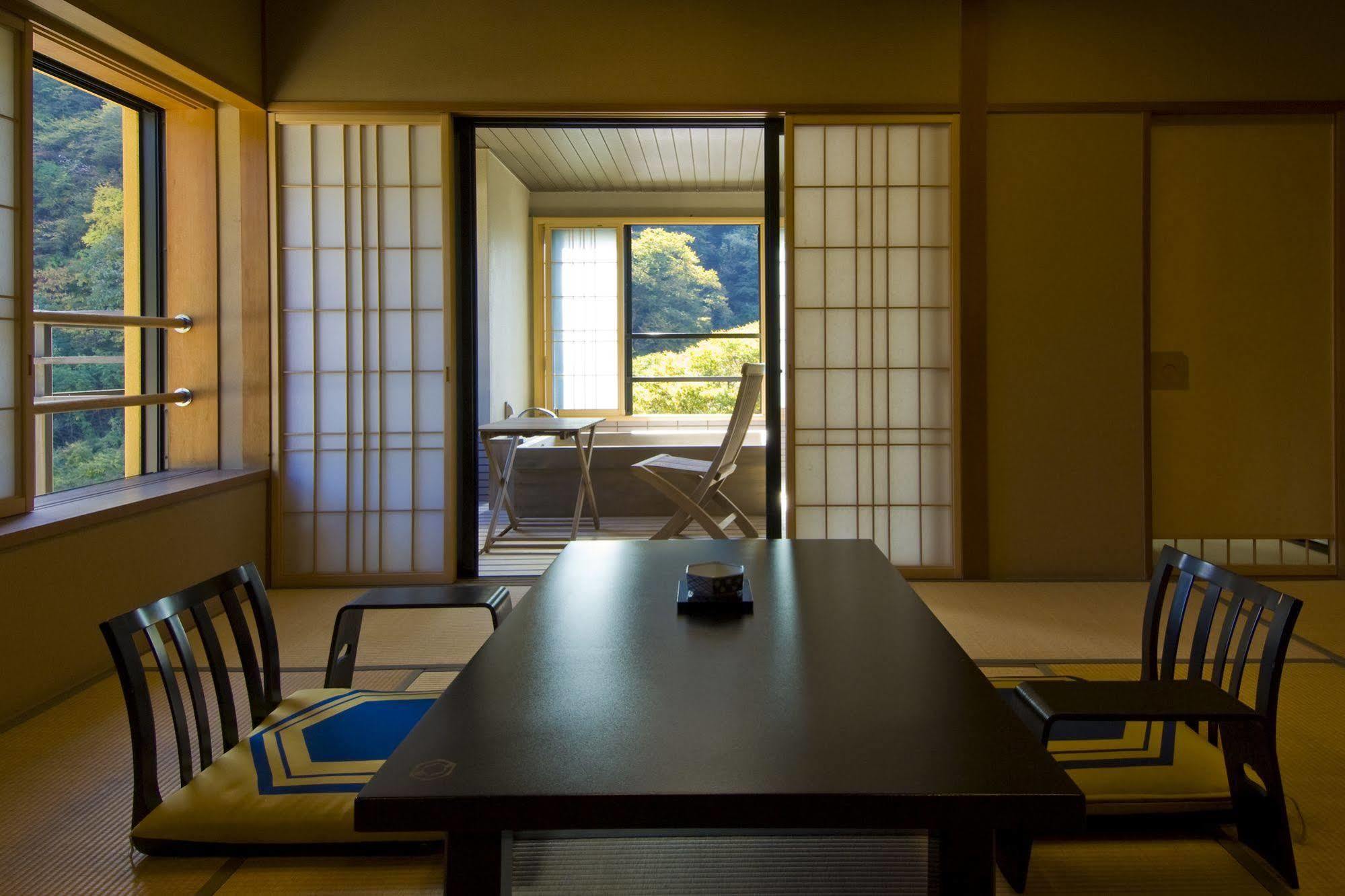 Koduchi No Yado Tsurukamedaikichi Hotel Nikko Exterior photo